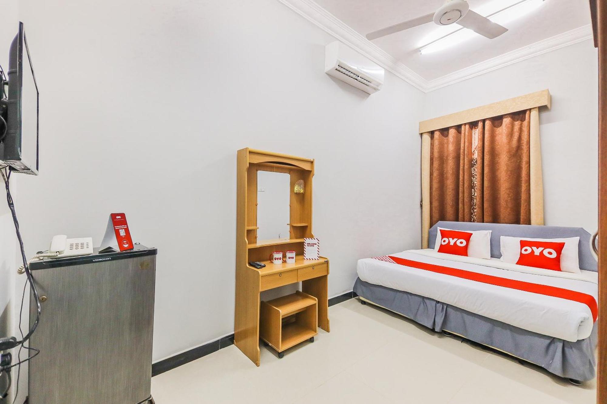 Super Oyo 110 Hotel 3*