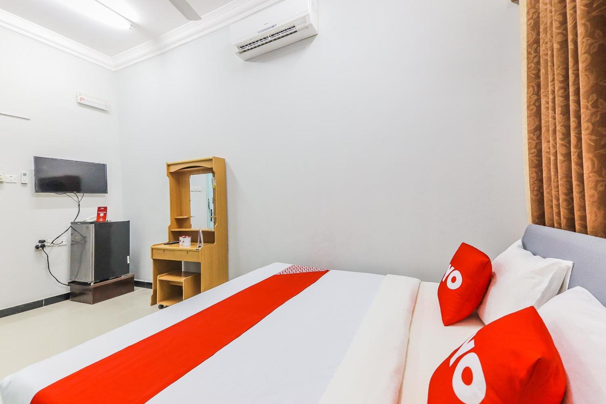 Super Oyo 110 Hotel